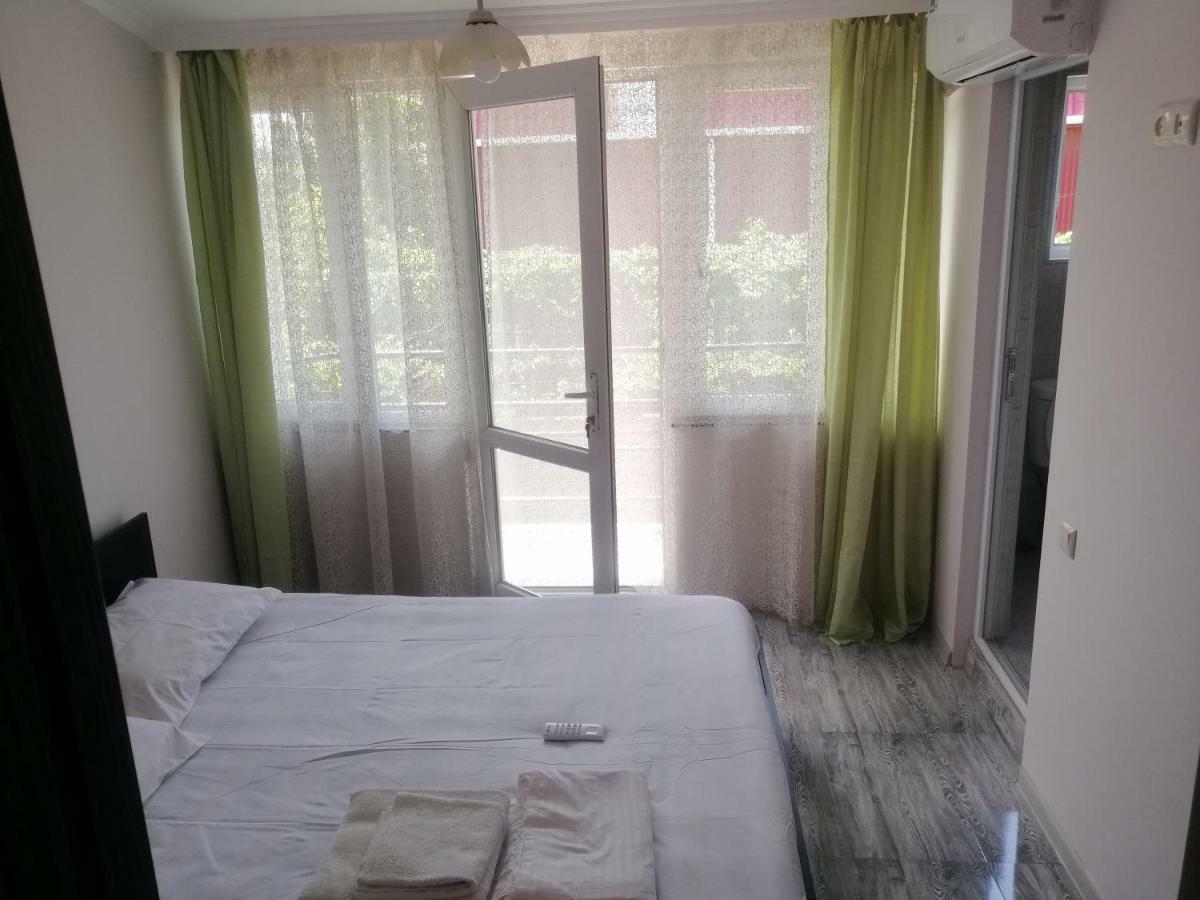 David Dali House Hotel Batumi Ngoại thất bức ảnh