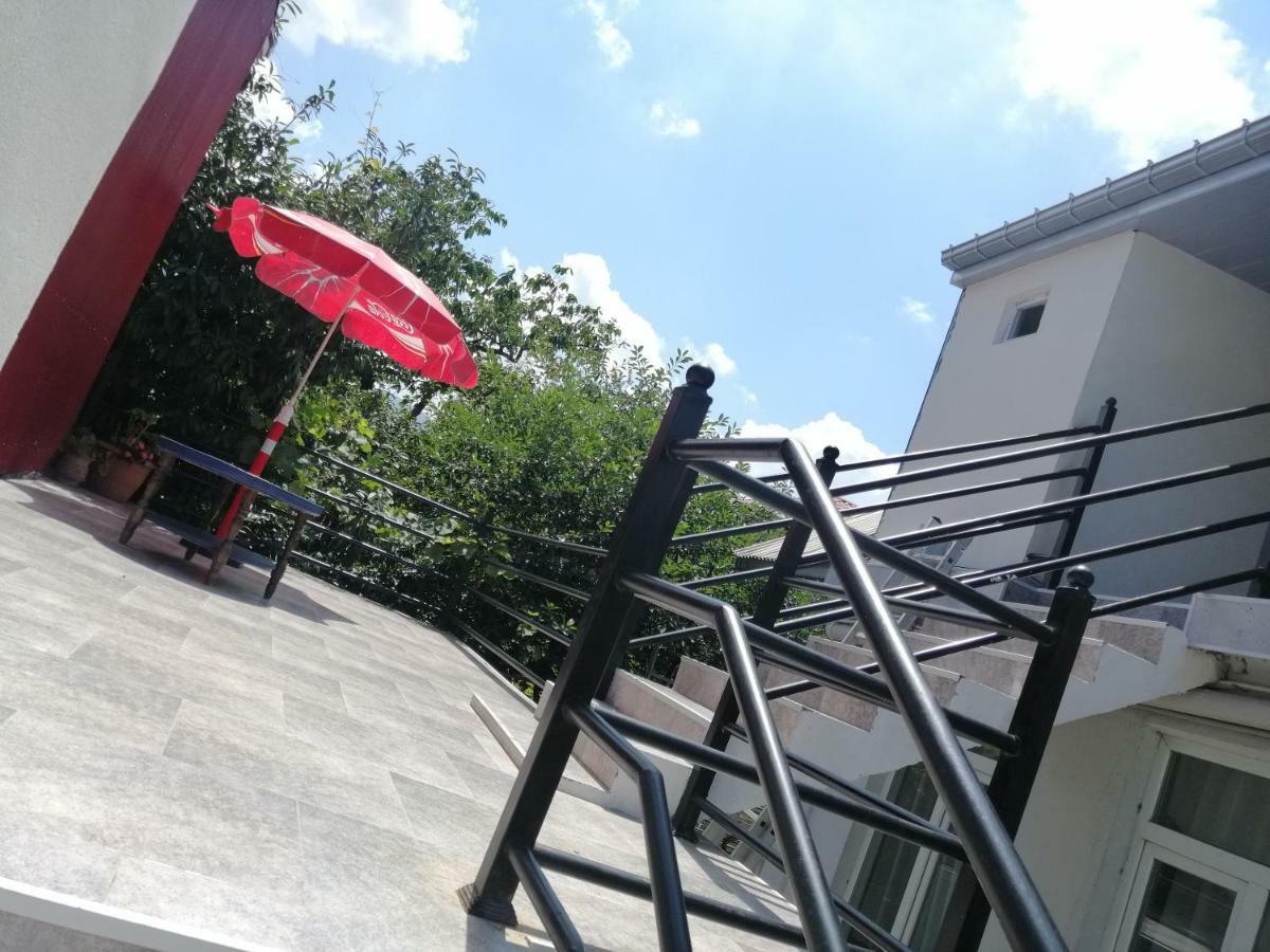 David Dali House Hotel Batumi Ngoại thất bức ảnh