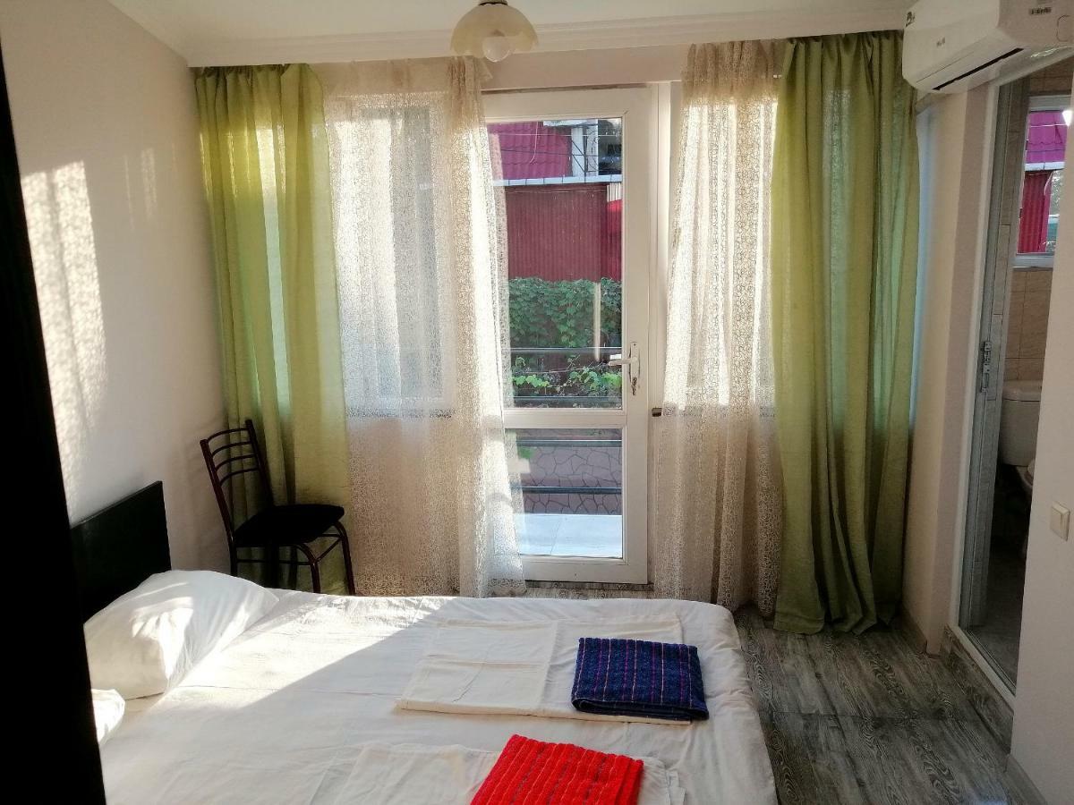 David Dali House Hotel Batumi Ngoại thất bức ảnh